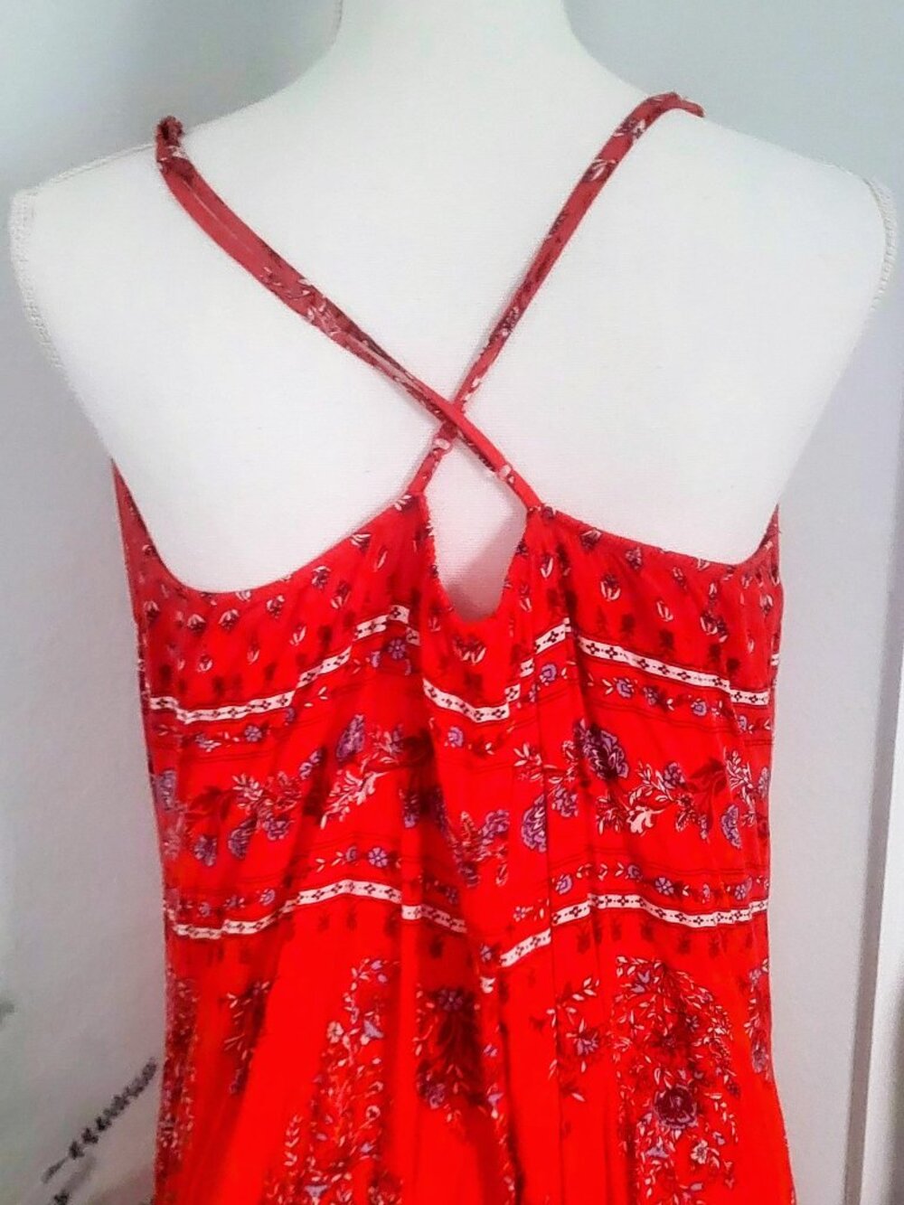 Brand New--Old Navy Red Paisley Maxi Dress with Border Print - Picture 2 of 6